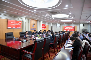 学校部署启动树立和践行正确政绩...